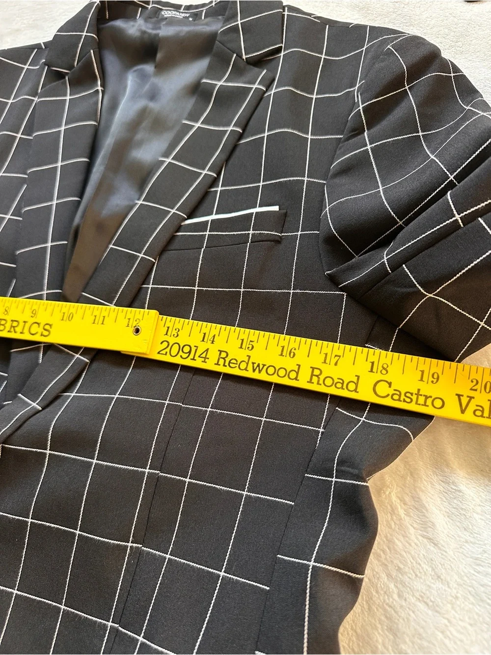 Coofandy men’s white and black plaid blazer jacket NWT size S
